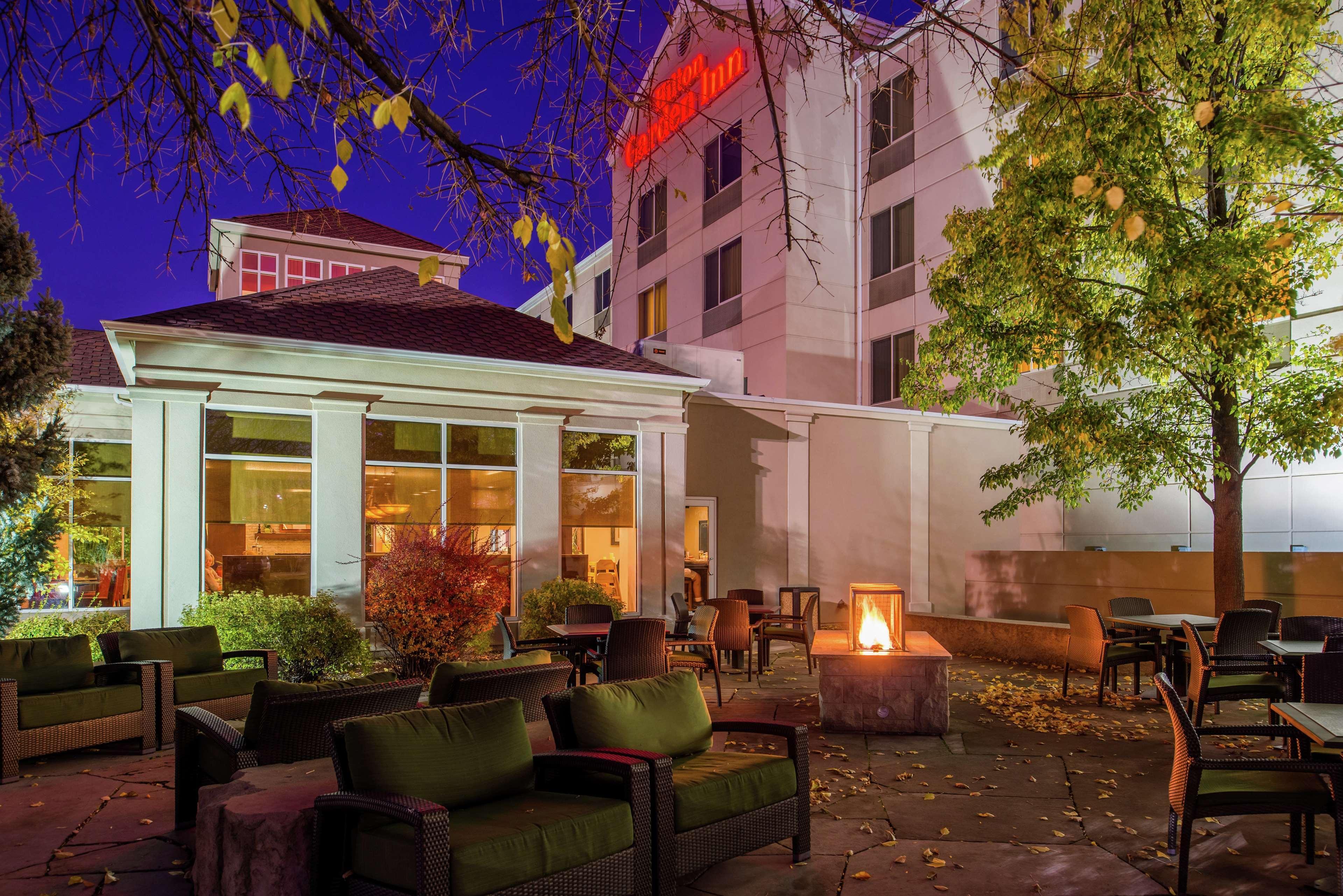 Hilton Garden Inn Boise Spectrum Exteriör bild
